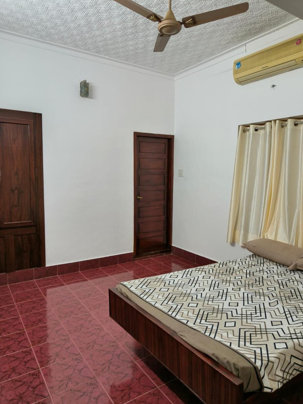 White House Villa Thrissur Exterior photo